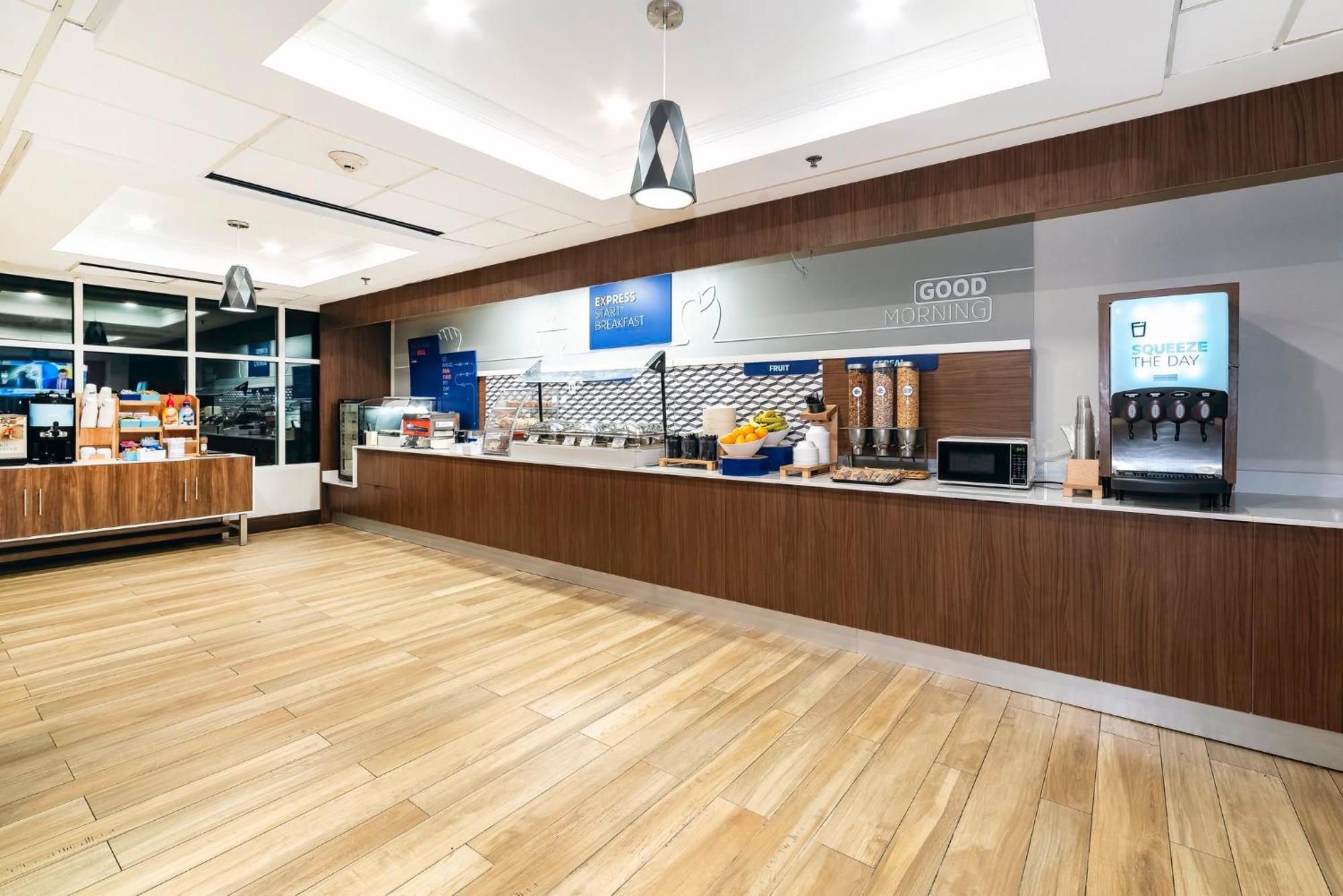 Holiday Inn Express & Suites Walterboro By Ihg Extérieur photo